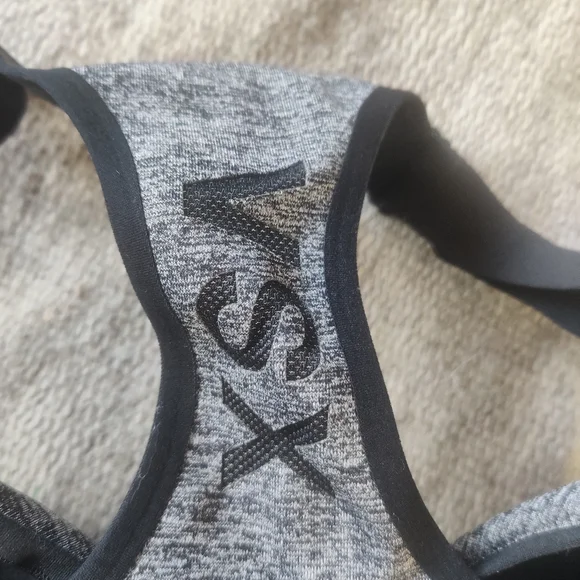 Sports Bra - Picture 3 of 5